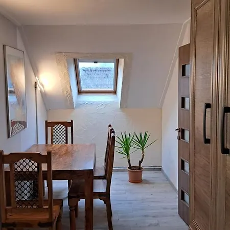 Frida Rbnb Pilisvörösvár